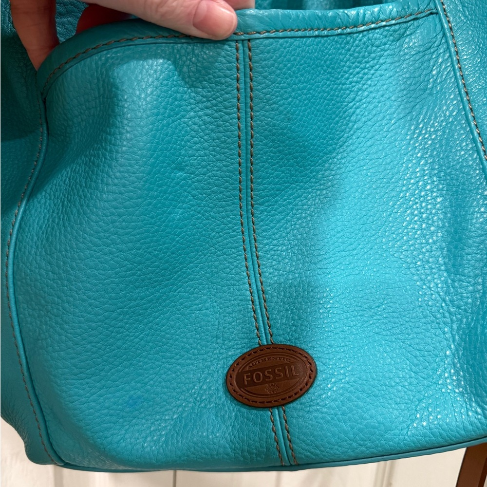 Yellow and Blue FOSSIL pebbleleather Women's Shoulder/Crossbody Bags (set of 2) - Picture 7 of 16